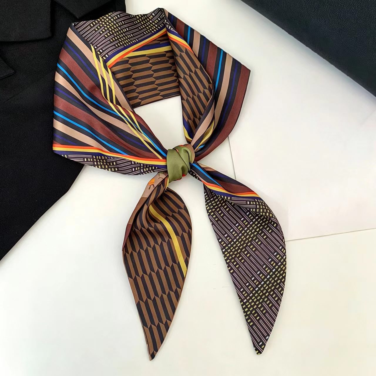 Luxury Print Long Hair Ribbon  - đánh giá và giá Face Scarf Mask