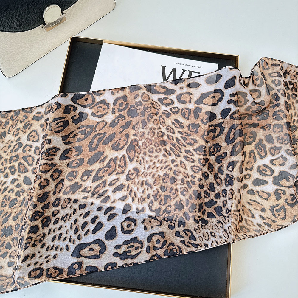 Leopard Small Long Silk Scarf  - đánh giá và giá Silk Tie Striped
